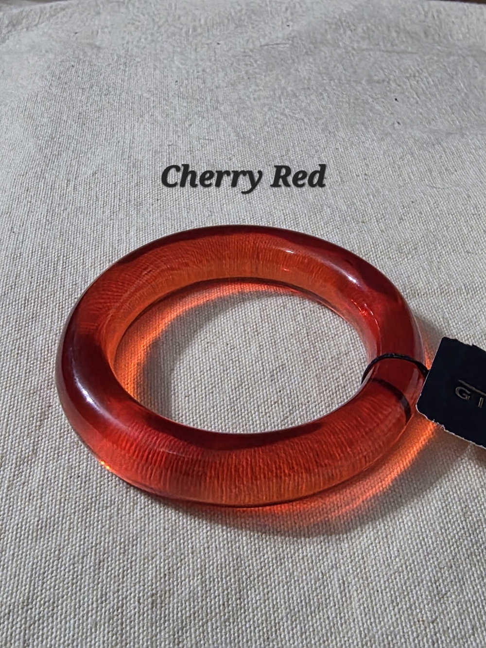 NWT Vintage Bijoux Givenchy "Cherry Red" Lucite Bangle Bracelet โ Unsigned